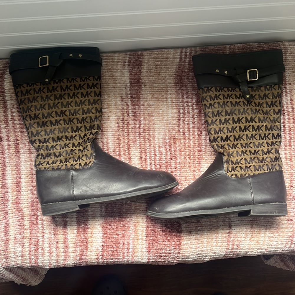 Mk boots - Picture 2 of 3